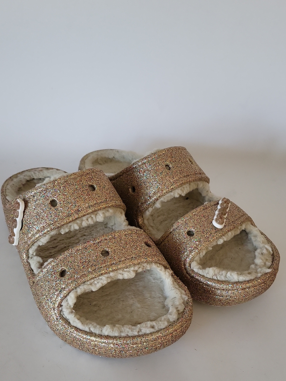 Crocs Classic Cozzzy Glitter Sandals Gold Fluffy Slide Size 7 Women's